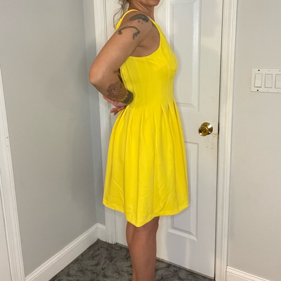 Calvin Klein Yellow Pleated Skater Dress with High Neckline - Picture 5 of 14